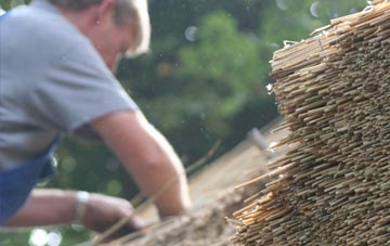 professional Ballater thatchers